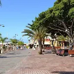 Lovely In Cristianos Hébergement de vacances *